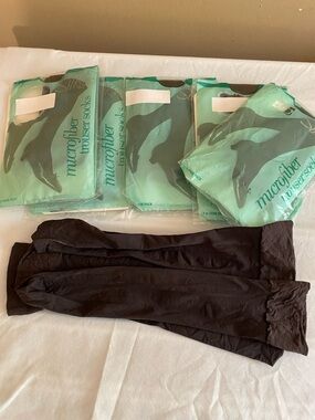 Silkies Microfiber Trouser Socks in Brown with Teal Packaging 5 packets 10  pair